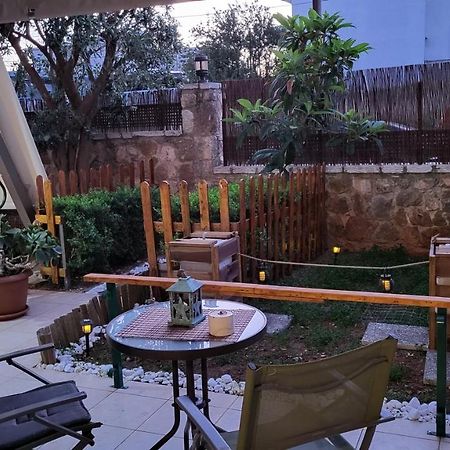 M&M Airport Stop Garden Apartment Spata  Exterior photo