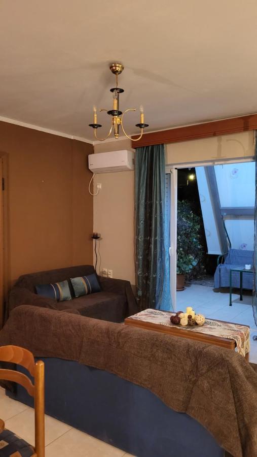 M&M Airport Stop Garden Apartment Spata  Exterior photo
